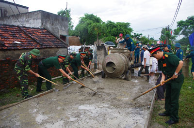 Gắn diễn tập KVPT với xây dựng nông thôn mới