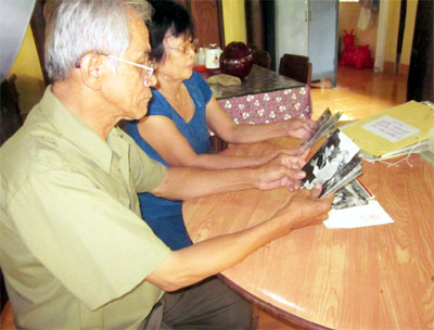 Gần 40 năm sưu tầm và lưu giữ ảnh Bác