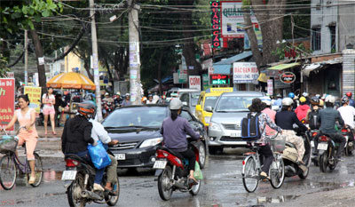 Dự án đường Tân Sơn Nhất - Bình Lợi - Vành đai ngoài (TP Hồ Chí Minh): Chậm đến bao giờ ?