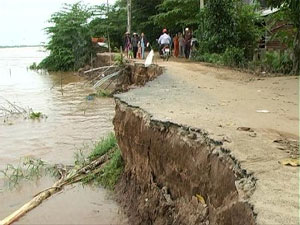 Gia Lai cần sớm có phương án di dời dân vùng sạt lở sông Ba 