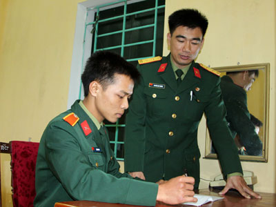 “Hạt giống đỏ” Hồ Khăm La