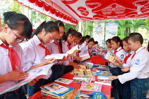 “Chung tay xây dựng thư viện, thường xuyên đọc nhiều sách hay”