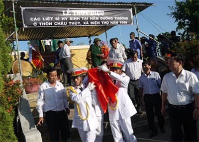 Quảng Nam: Truy điệu và an táng 7 hài cốt liệt sĩ