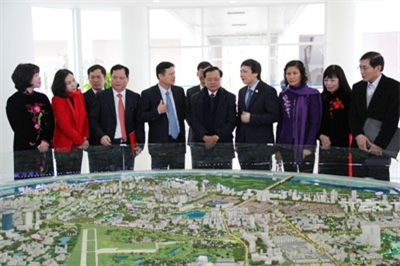 Thủ đô Hà Nội gương mẫu đi đầu