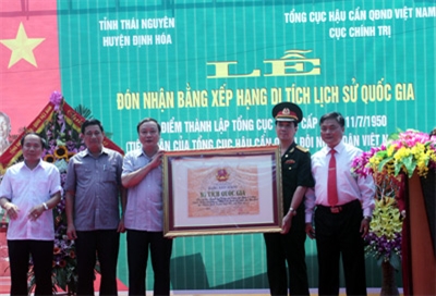 Tự hào về nơi nguồn cội