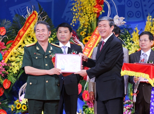 Vinh danh 522 Giáo sư và Phó giáo sư năm 2015