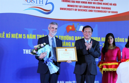 ĐH Việt Pháp kỷ niệm 5 năm thành lập