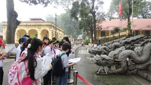 Để đẩy lùi sự xuyên tạc, xóa nhòa lịch sử