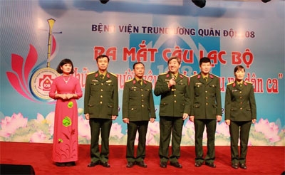 Ra mắt Câu lạc bộ “Những người yêu thích hát ru và dân ca” của Bệnh viện TUQĐ 108