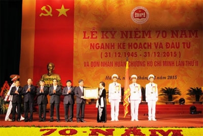 Ngành Kế hoạch và Đầu tư đón nhận Huân chương Hồ Chí Minh lần thứ 2