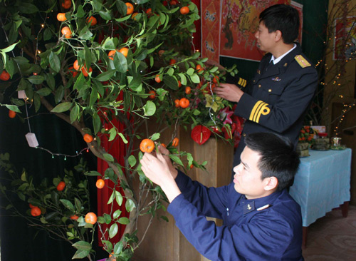 Tết sớm trên trạm Ra-đa canh biển