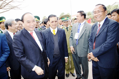 Khai trương mô hình “Một cửa một lần dừng” tại cửa khẩu Lao Bảo