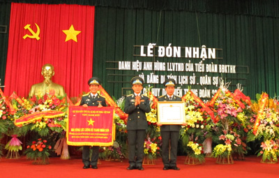 Đón nhận danh hiệu Anh hùng LLVTND cho Tiểu đoàn Bảo đảm Kỹ thuật hàng không