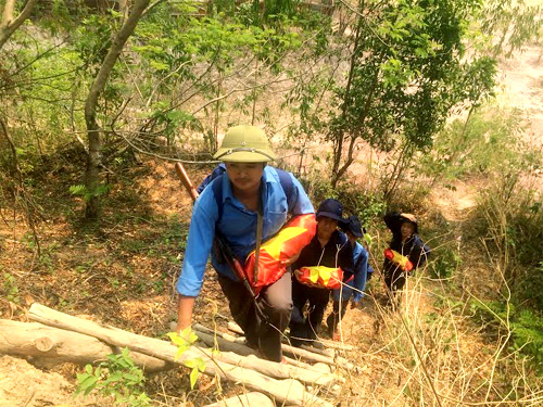 Đi tìm đồng đội giữa tháng Ba nóng bỏng