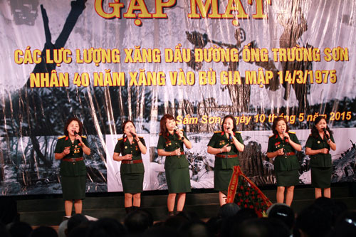 Hơn 1.300 cựu chiến binh xăng dầu đường ống Trường Sơn gặp mặt 