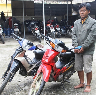Báo động nạn trộm, cướp xe gắn máy bán qua biên giới 