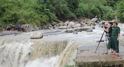 “May quá! Máy không sao”