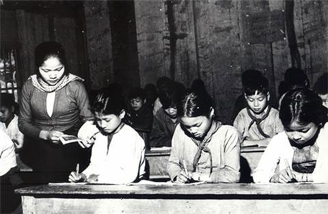 Nền giáo dục nước nhà là một trong những thành tựu vĩ đại của Cách mạng Tháng Tám