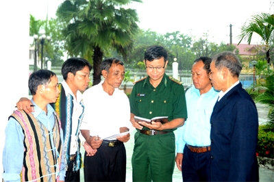 Biên giới vững từ “thế trận lòng dân”