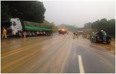 Tai nạn giao thông liên hoàn làm 2 người chết, 7 người bị thương 