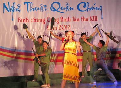 Như một “nốt thăng” trong liên hoan