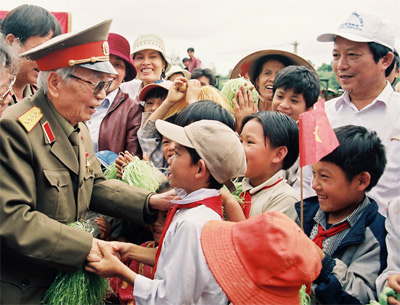 Vị tướng toàn vẹn Đức - Tài, song toàn Văn - Võ