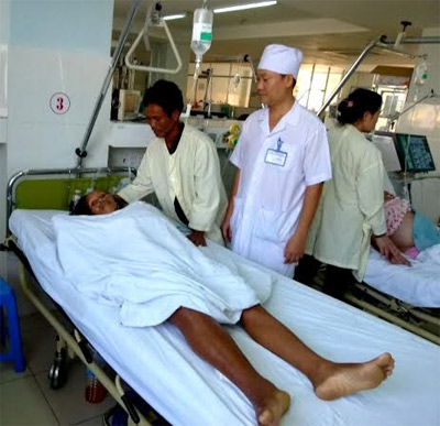 Cứu sống bệnh nhân nguy kịch do rắn cắn 