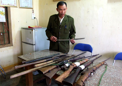 Thu hồi 54 khẩu súng các loại trong dân