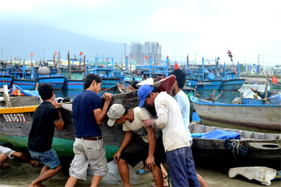 Người dân miền Trung chủ động phòng chống siêu bão