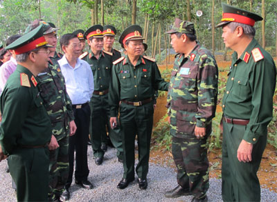 Thượng tướng Đỗ Bá Tỵ kiểm tra công tác chuẩn bị diễn tập khu vực phòng thủ thành phố Hà Nội