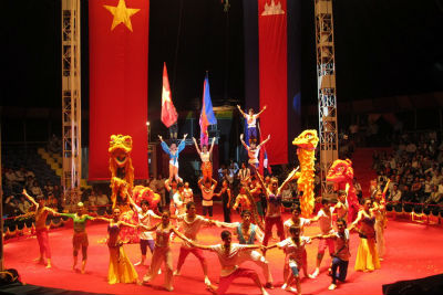 Những người thầy đi trên… “lửa”