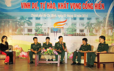Tọa đàm sĩ quan trẻ tại Trường Đại học Trần Đại Nghĩa 
