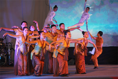 Vang mãi bài ca lính canh trời