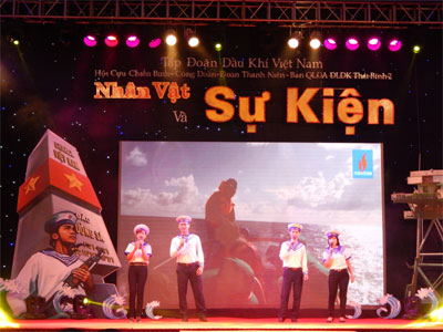 Tiếng hát trên công trường nhiệt điện 