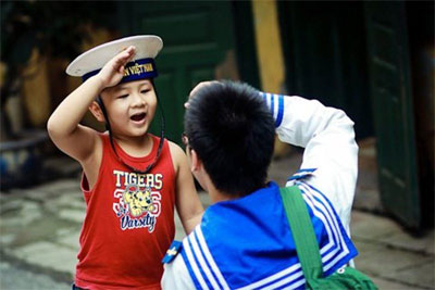 Bài 3: Viết tiếp bước quân hành