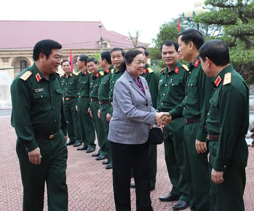 Đoàn đại biểu Quốc hội thăm Quân khu 2