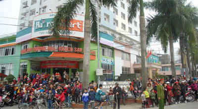 Tưng hửng… quà!