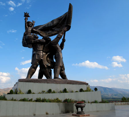 Phát huy giá trị di tích lịch sử cách mạng trong phát triển du lịch Điện Biên Phủ