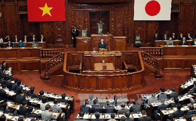 Chủ tịch nước Trương Tấn Sang đến thăm và phát biểu trước Quốc hội Nhật Bản