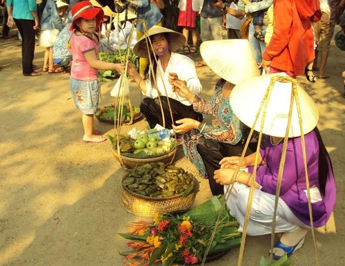 Festival Huế 2014: Hấp dẫn, độc đáo chợ quê ngày hội