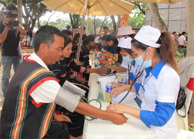 Lễ hội buôn làng “ Âm vang đại ngàn”