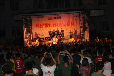 Bùng nổ trong cơn bão rock đậm chất lính 