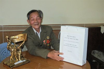 Bác Tiến “khoe lộc”