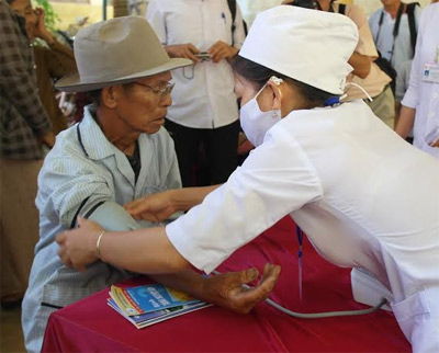 Xây dựng mạng lưới y tế biển đảo đủ năng lực và phù hợp với tình hình hiện nay