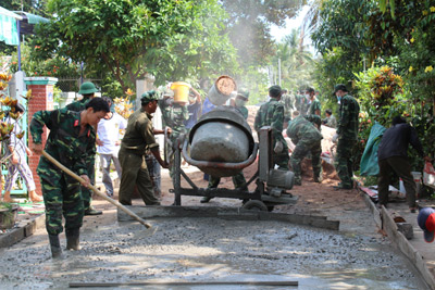 Nghĩa tình quân dân trong xây dựng nông thôn mới