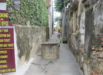 Ngõ nhỏ neo hồn du khách