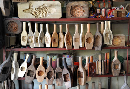 Giữ nét xưa qua từng khuôn bánh trung thu