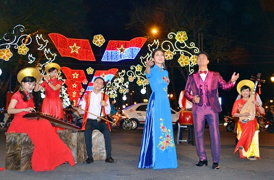 Rộn ràng chào Xuân 2015