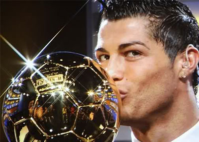 Forbes ghi điểm cho Rô-nan-đô