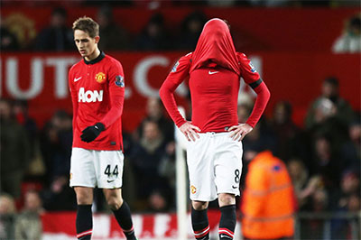 “Quỷ đỏ” tuột dốc